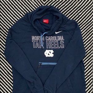 Nike UNC sweatshirt.